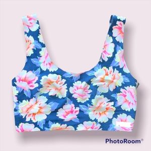 Victoria’s Secret PINK flowered no seem sports bra 🌸 M